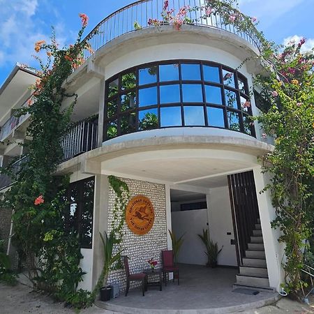 Dhigurah Cottage Bagian luar foto