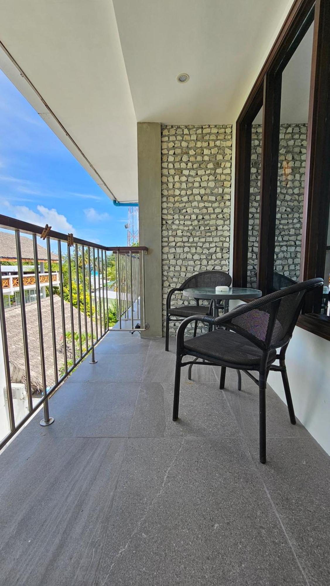 Dhigurah Cottage Bagian luar foto